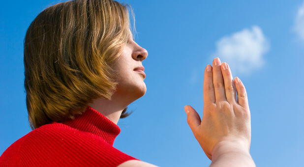 woman praying