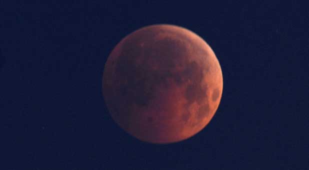 Red Moon